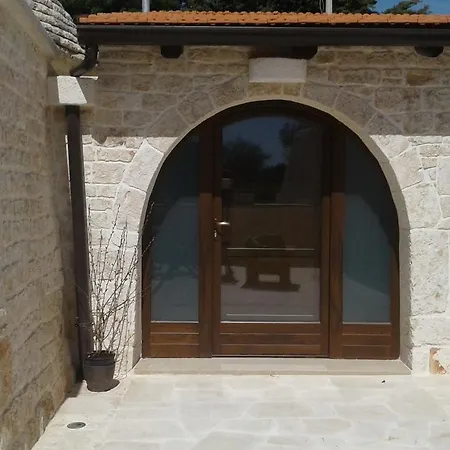 Truly Trulli Villa Alberobello Exterior photo